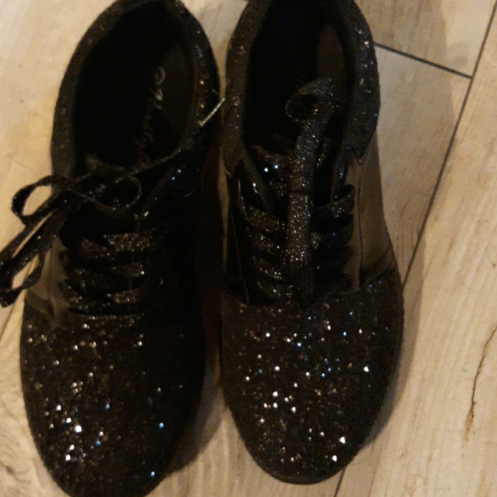 Glitter black sneakers